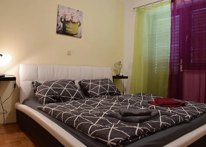 House Seaview Apartment *