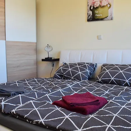 House Seaview Apartamento Risika